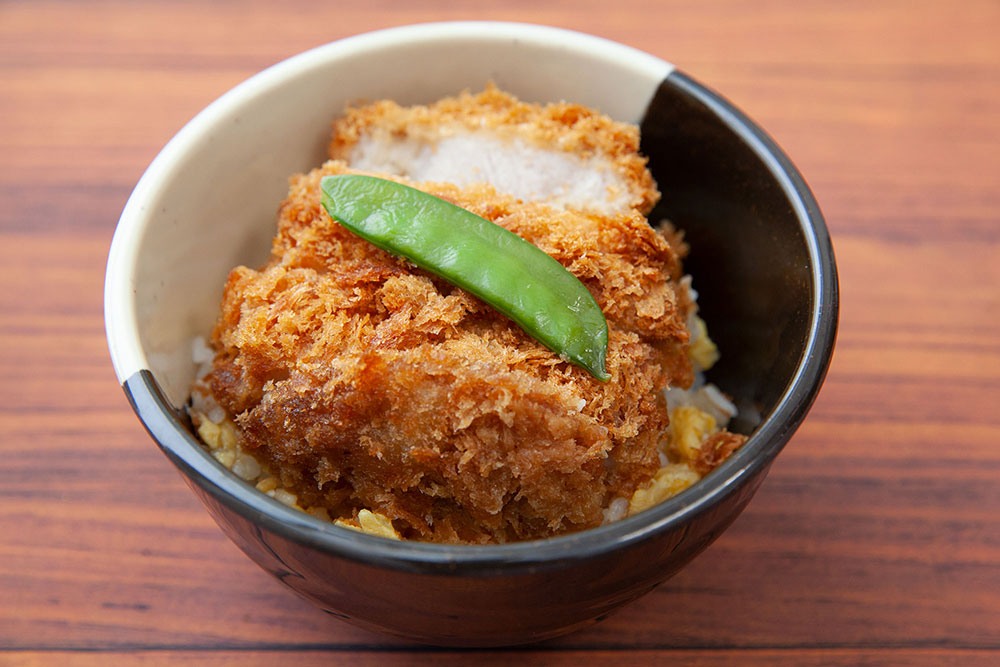 ふわふわ卵のカツとじ丼