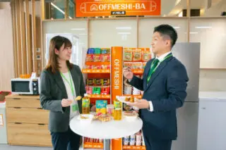 オフィス置き菓子サービス13選！経費計上やメリット＆トラブルまで詳しく紹介のアイキャッチ画像