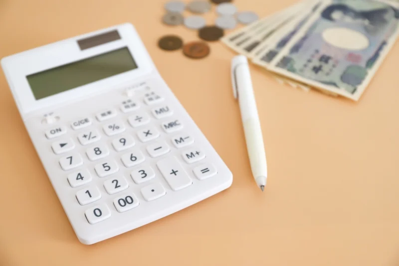 給与と福利厚生費の違いとは？給与の増加と福利厚生充実どちらがお得？のアイキャッチ画像