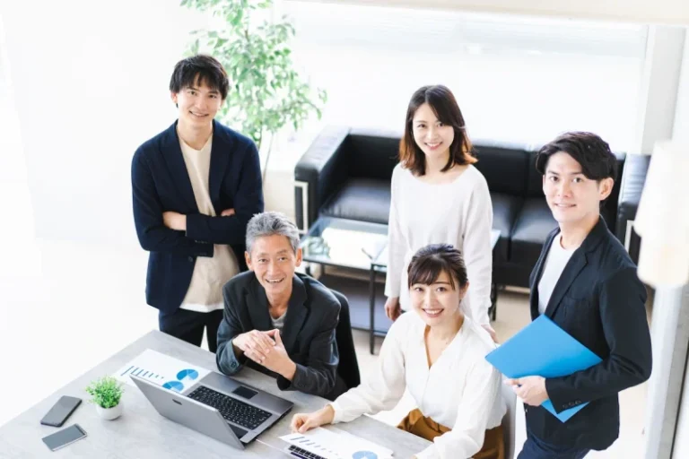 ワークシェアリングとは？課題や失敗・成功事例、メリット・デメリットまで解説