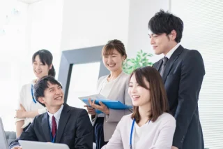 わかりやすく！働き方改革を解説｜基礎知識から取り組み方、事例までのアイキャッチ画像