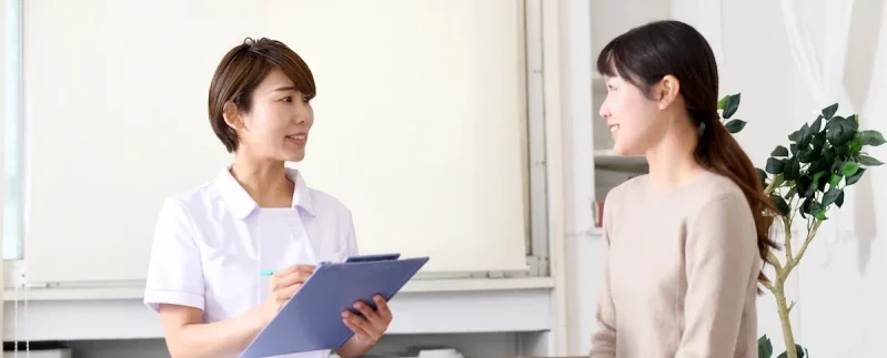 ストレスチェックの義務化|いつから?罰則は?概要・手順を解説のアイキャッチ画像