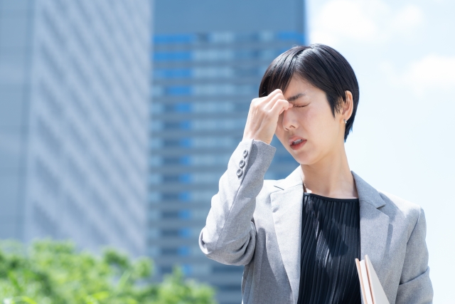 秋でも高リスク？真夏以外も要注意の熱中症・脱水症の原因や症状、予防ポイントを解説のアイキャッチ画像