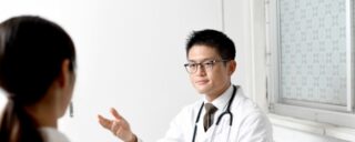 健康経営におけるストレスチェックの重要性5選！従業員のメンタルヘルスに寄り添った実施方法も紹介のアイキャッチ画像