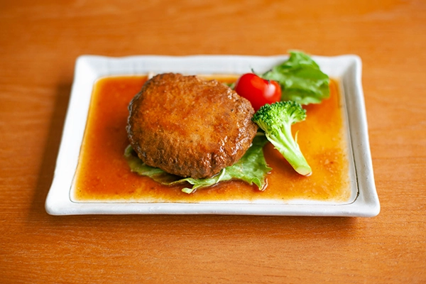 煮込みハンバーグ（豆腐入）オリジナルソース